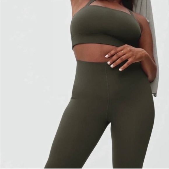 Everlane Perform Seamless Leggings - Picture 2 of 8